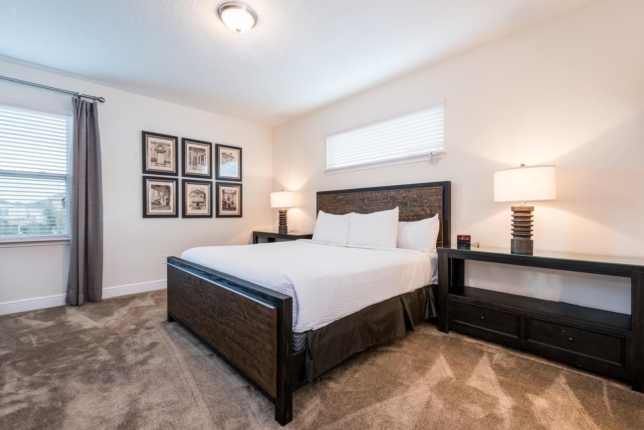 Outstanding With Water Park Access Near By Rentyl - 7731f Villa