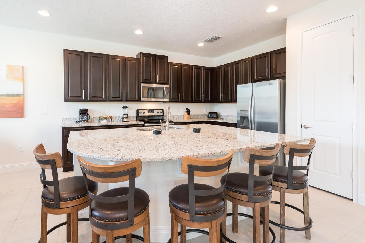 Outstanding With Water Park Access Near By Rentyl - 7731f Orlando