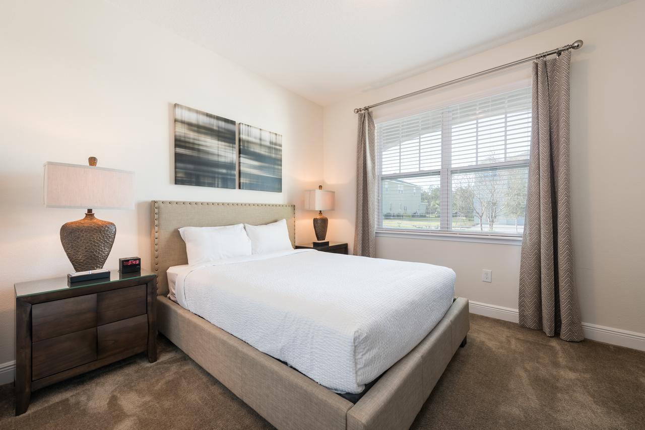 Outstanding With Water Park Access Near By Rentyl - 7731f Villa