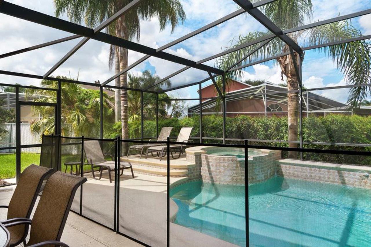 Loyalty Vacation Homes - Kissimmee Orlando