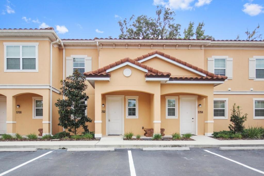 Loyalty Vacation Homes - Kissimmee Holiday home