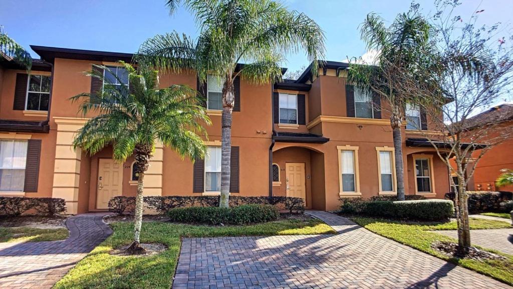 Loyalty Vacation Homes - Kissimmee