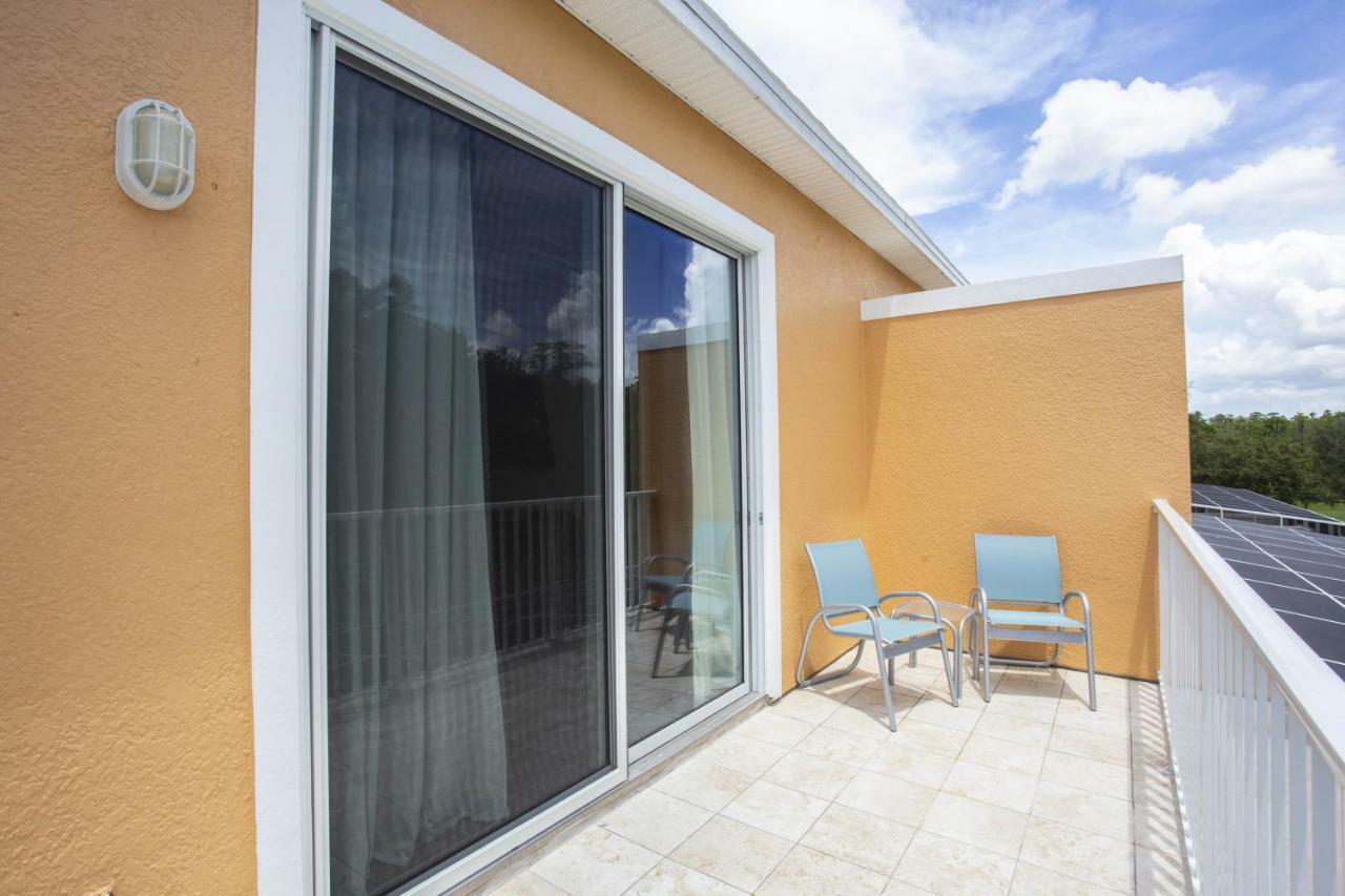 Pleasant House With Private Pool Near Orlando
