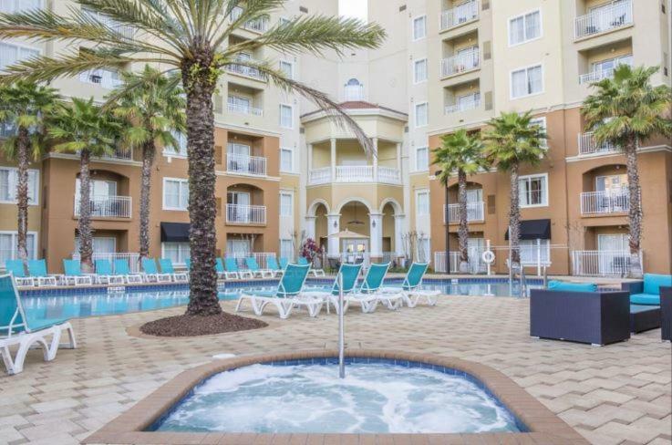 Apartment The Point & - 705s Luxury - Pool View - Close To Universal Orlando