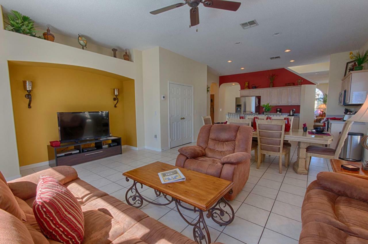 Villa Lake Front Glenbrook 
