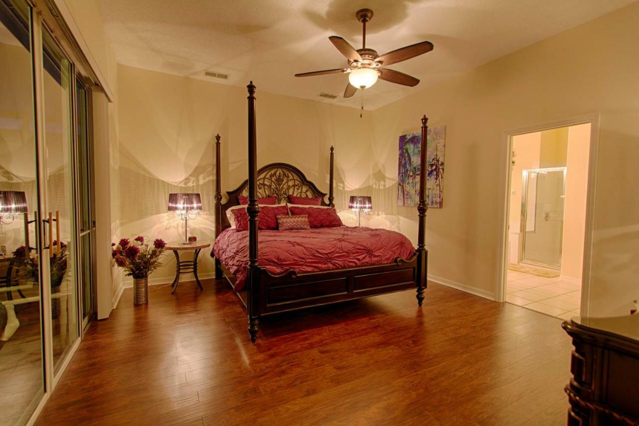 Villa Lake Front Glenbrook 