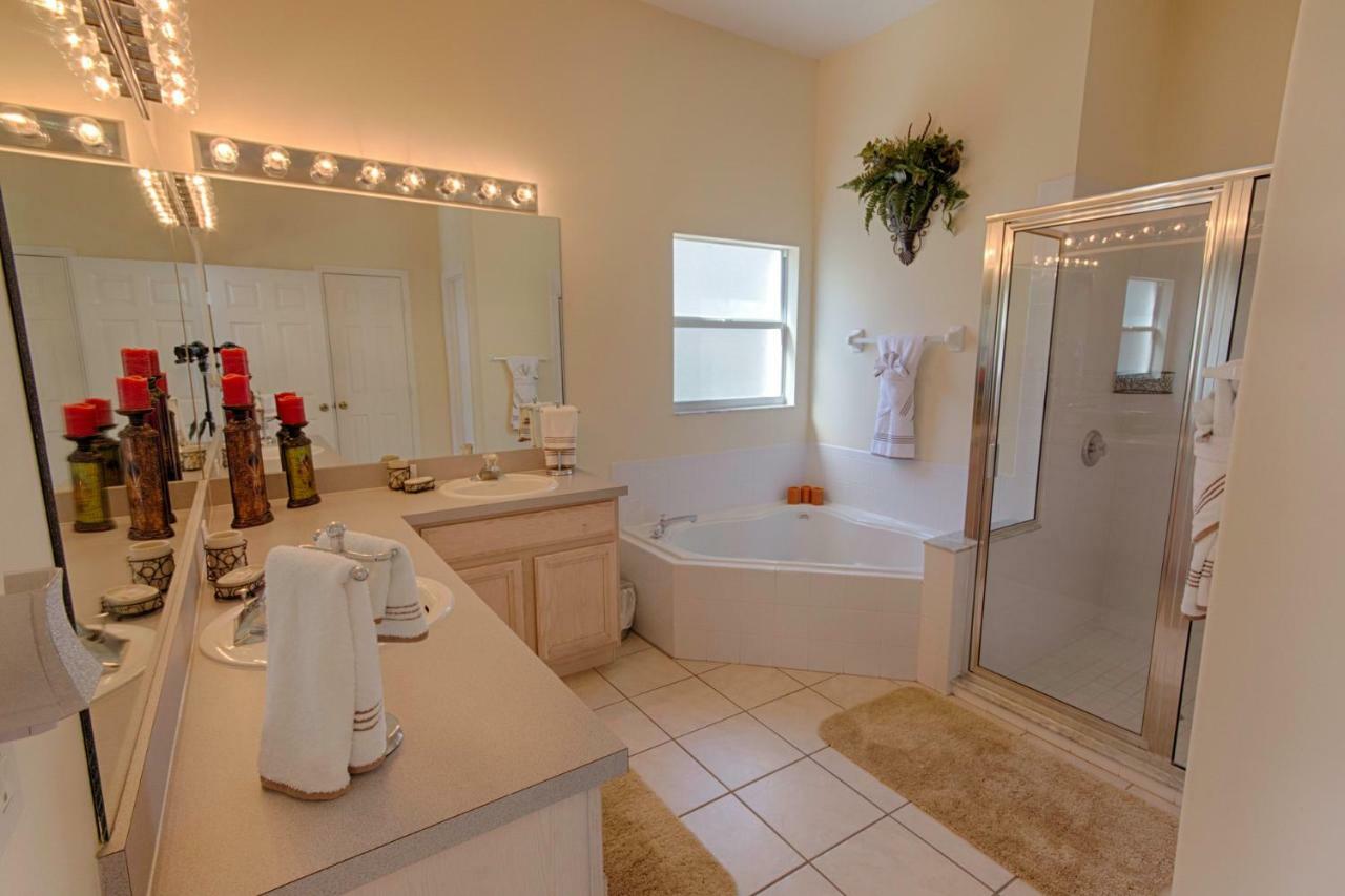 Villa Lake Front Glenbrook 