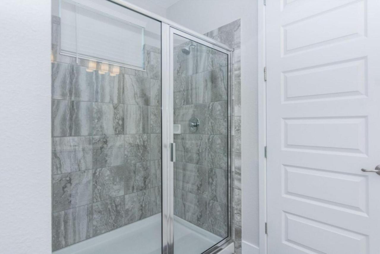 Amazing 6 Bedrooms With 6 And Private Pool At Encore Ec7483 Holiday home Orlando