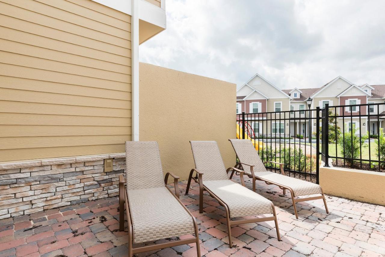Beautiful Family Patio Area With Bbq 5min *