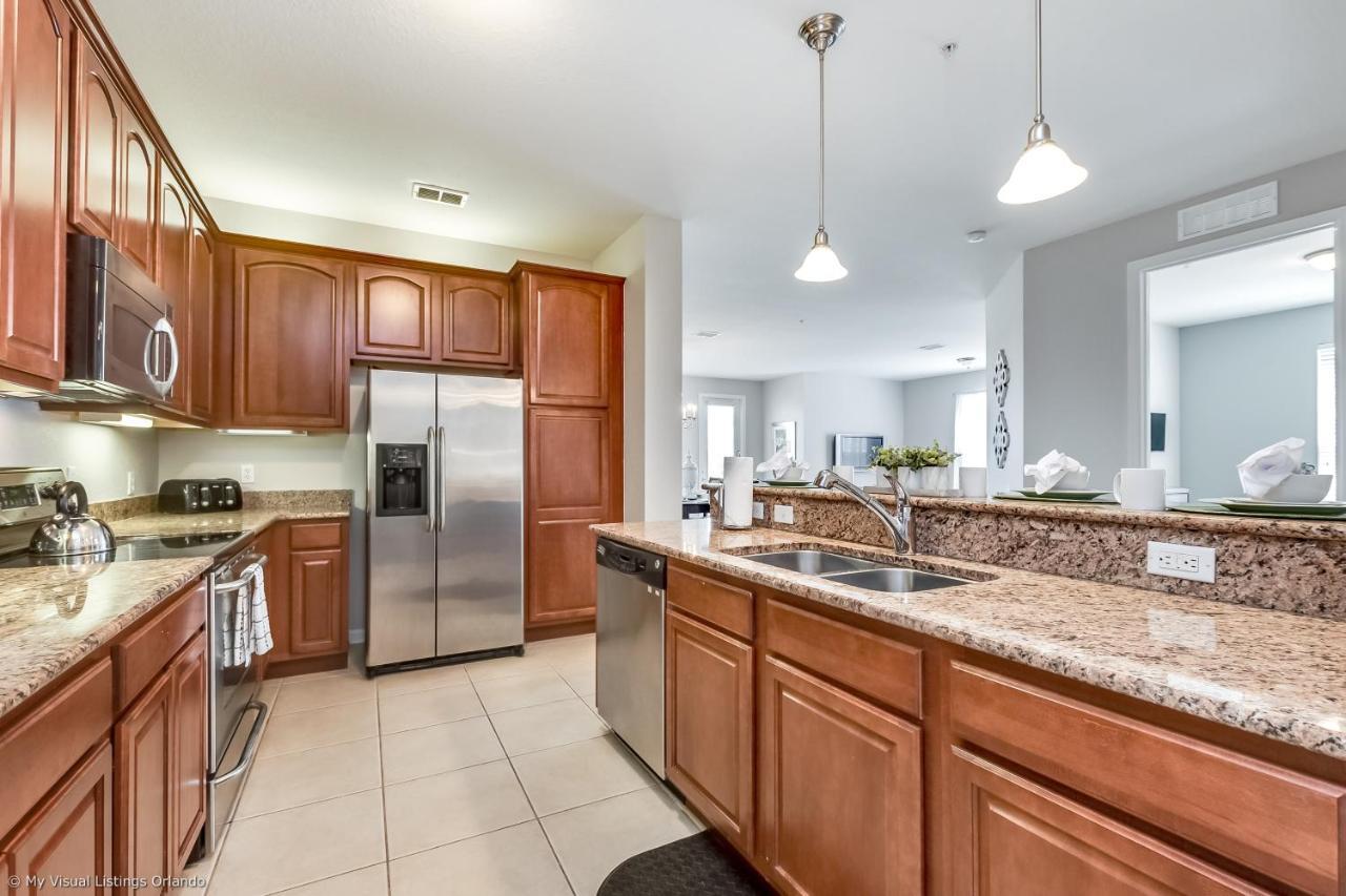 Deluxe Wlakeview, Minutes From Universal *