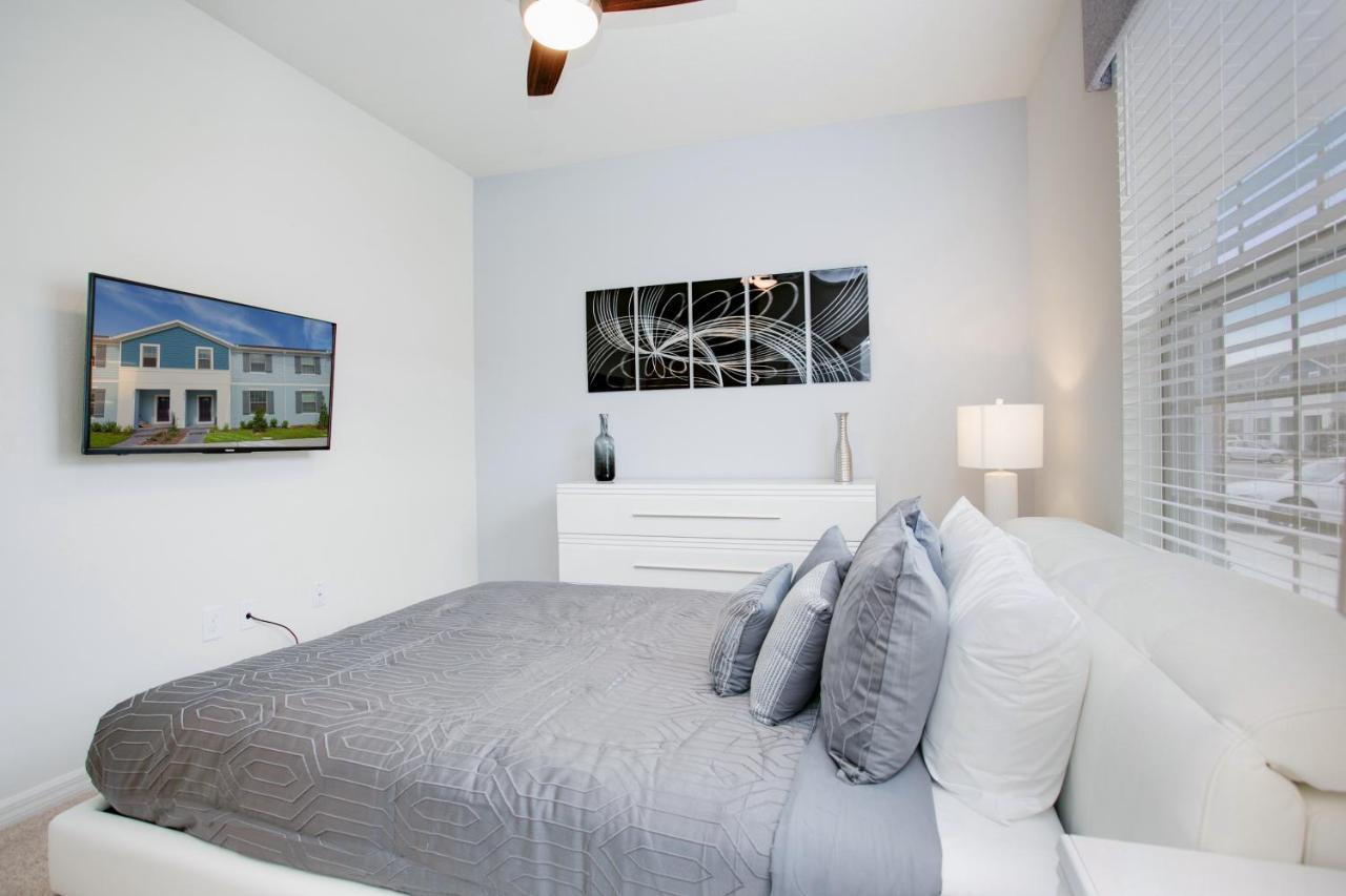 8923 Sydney Ave Villa Orlando