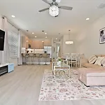 New Cozy & Spacious Townhouse Near Disney - 4Br, 3Fb, And Pool