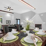 Easter Sale! Freshly Renovated Townhome By Disney!