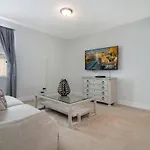 Spacious Vacation Home With Private Pool 76