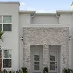 Upstay Tranquility Townhome W Private Pool