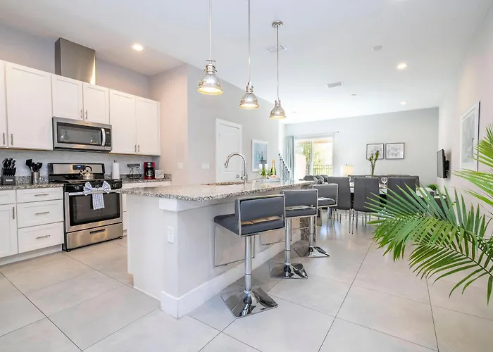 Awesome 4 Suites Villa 5 Min To Disney