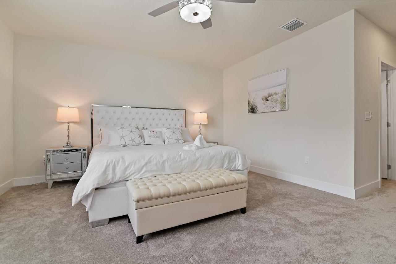 New Cozy & Spacious Townhouse Near - 4br, 3fb, And Pool Holiday home