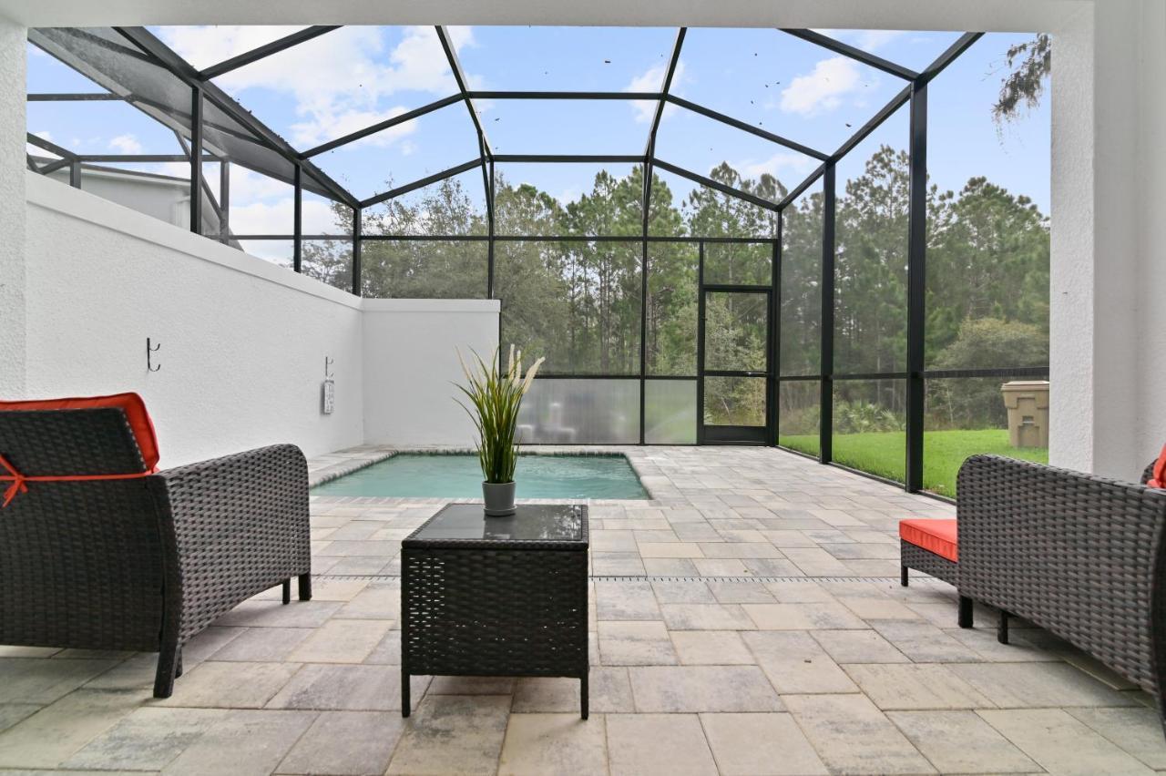 Holiday home New Cozy & Spacious Townhouse Near - 4br, 3fb, And Pool