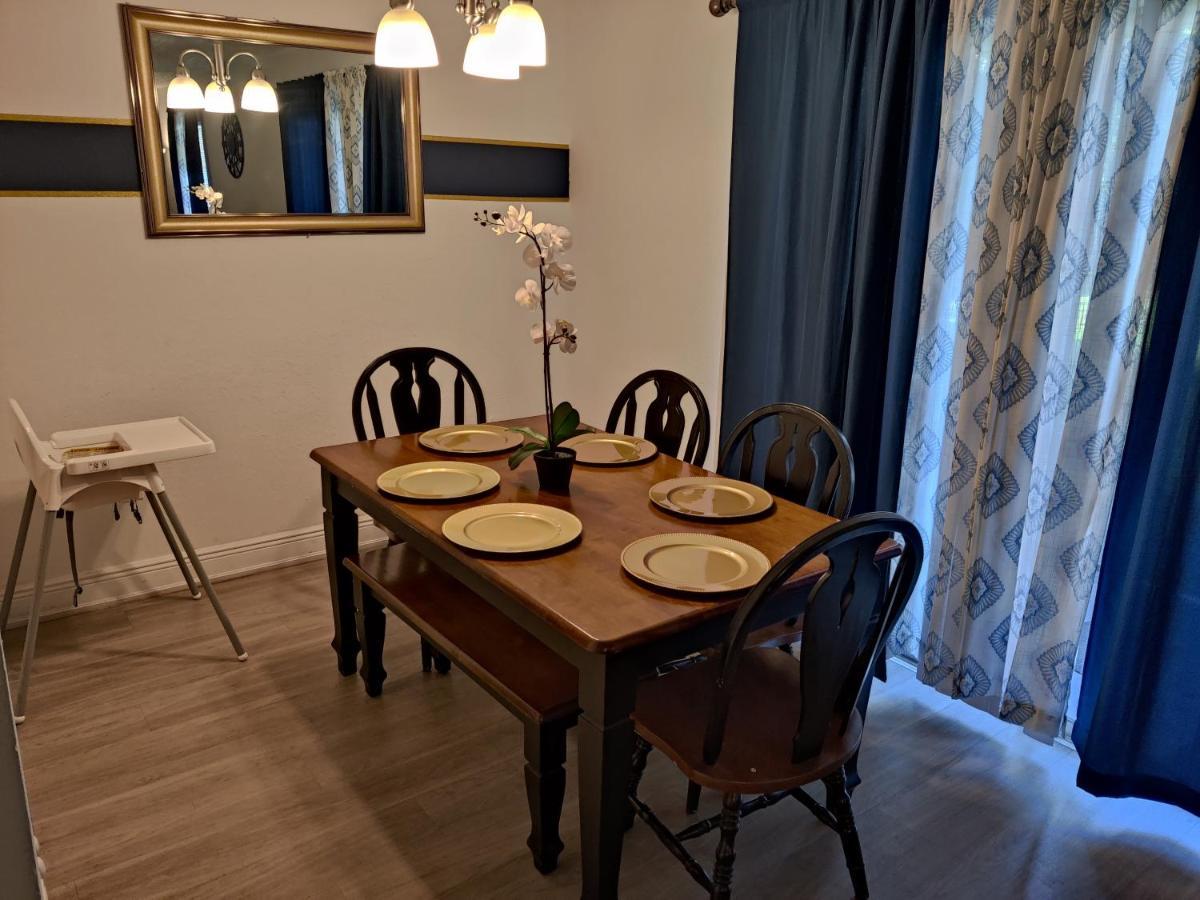 Beautiful 2-Bedroom Condo Near Universal And Other Orlando Attractions, King Bed & Wi-Fi * Orlando
