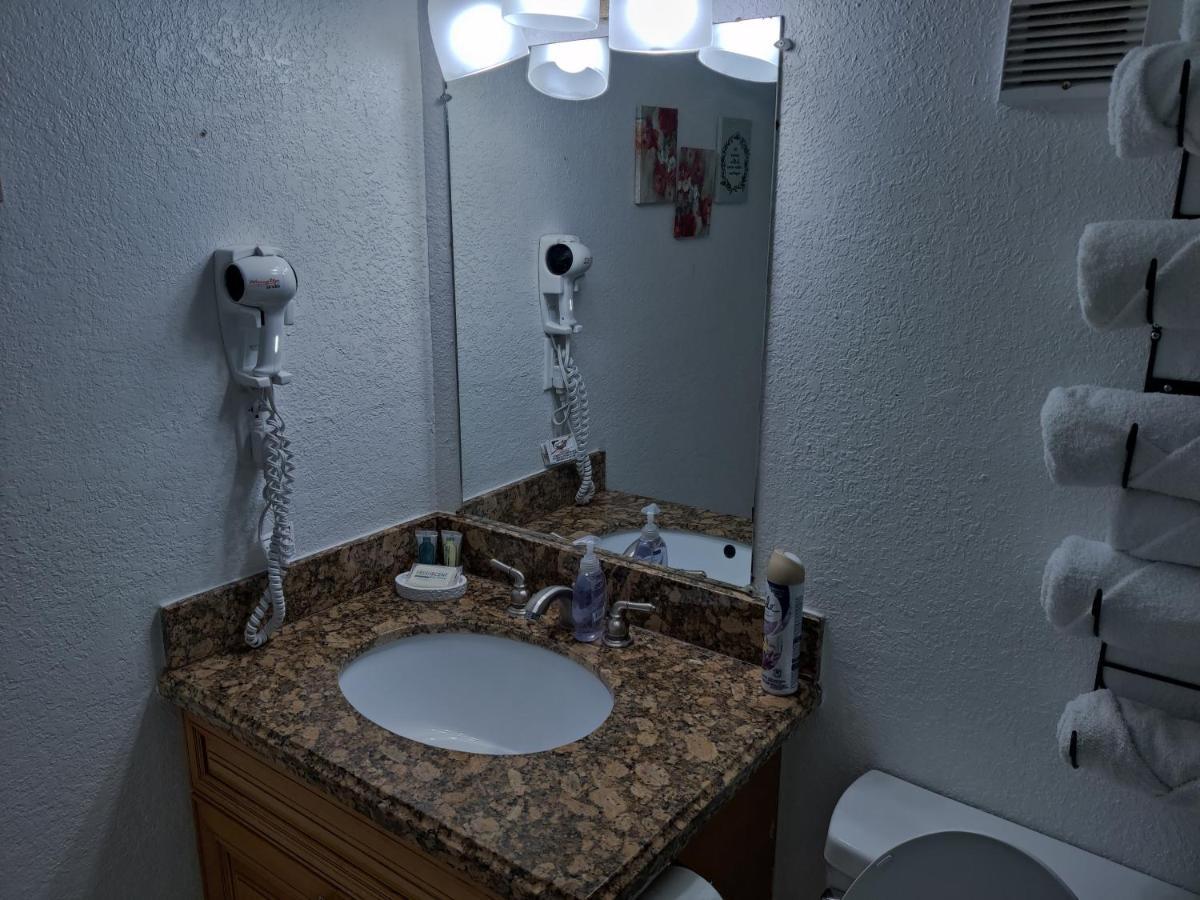 Apartment Beautiful 2-Bedroom Condo Near Universal And Other Orlando Attractions, King Bed & Wi-Fi *