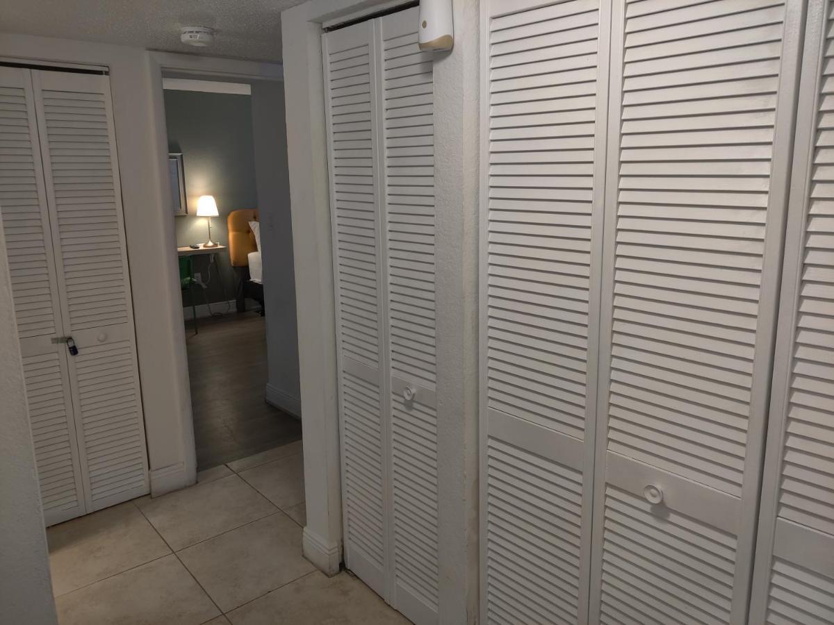 Apartment Beautiful 2-Bedroom Condo Near Universal And Other Orlando Attractions, King Bed & Wi-Fi *