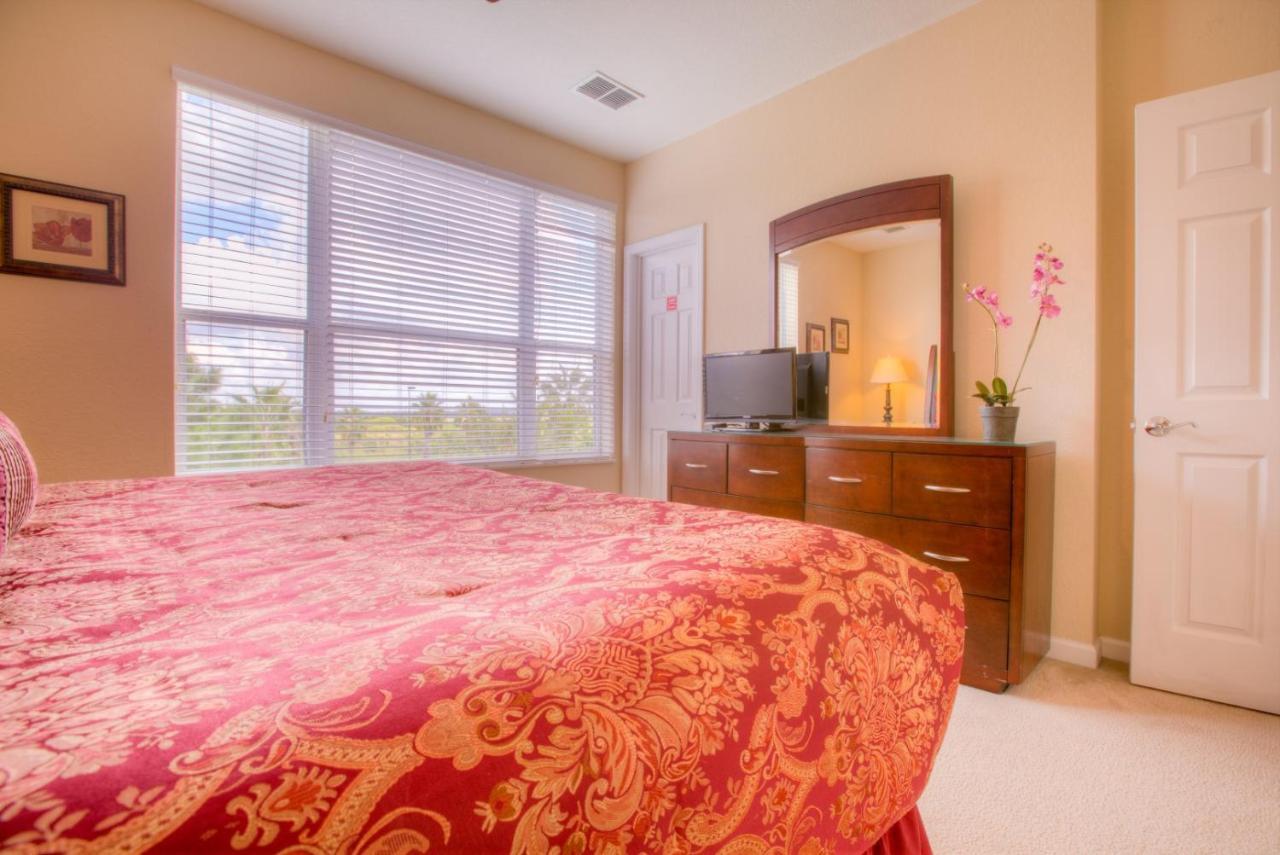 Gorgeous Townhome W Free Access Holiday home Orlando