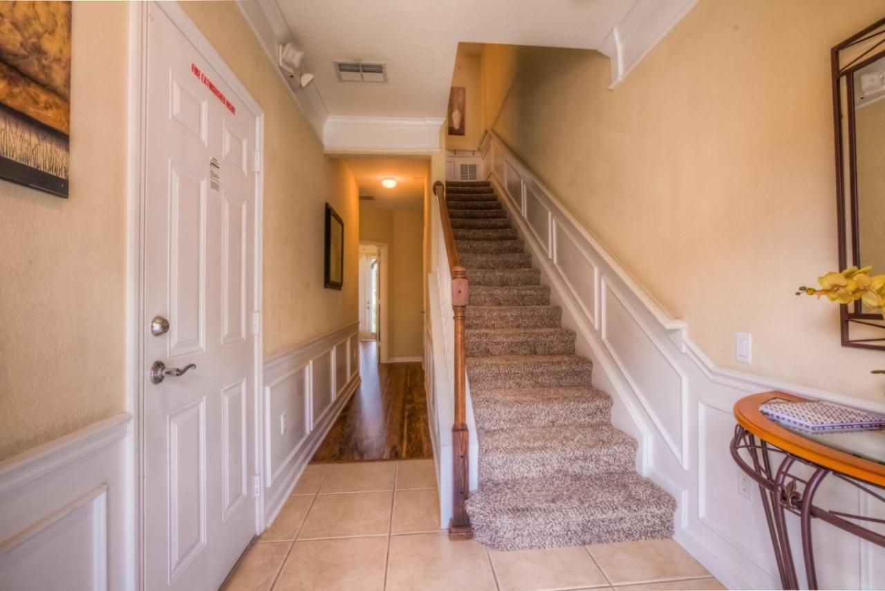 Gorgeous Townhome W Free Access *