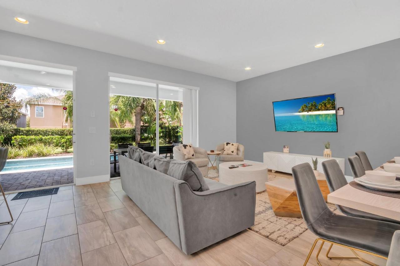 650 Lasso Drive * Orlando