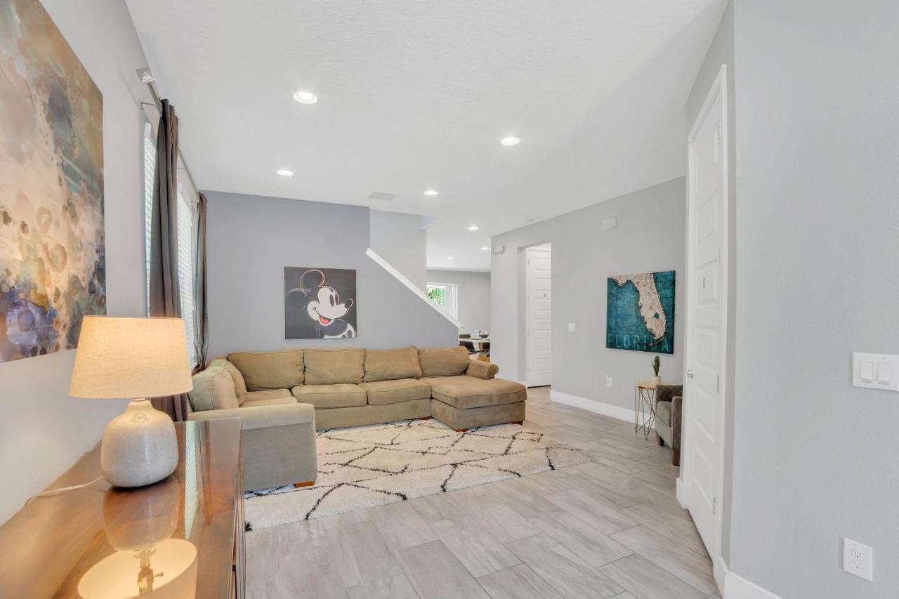 650 Lasso Drive Villa *