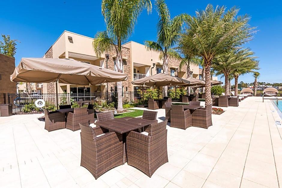 Marvelous 4 Bd Close To @ Magic Village 3153 Holiday home
