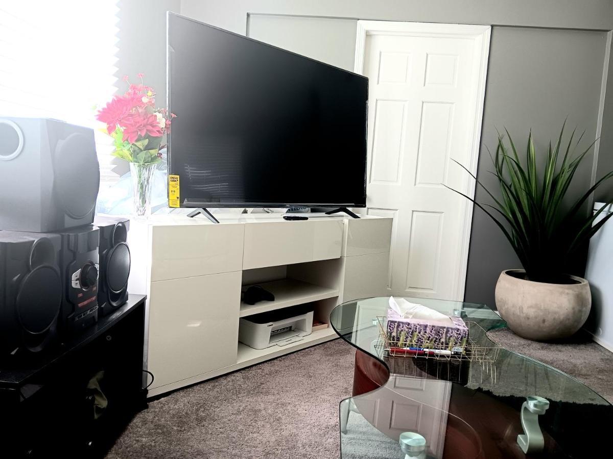 Homestay Private - Universal Studio
