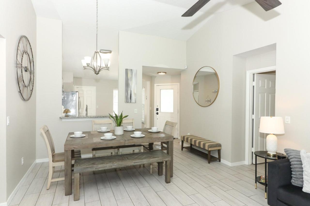 Lilys Stylish Close To Ideal For Long Stays Villa