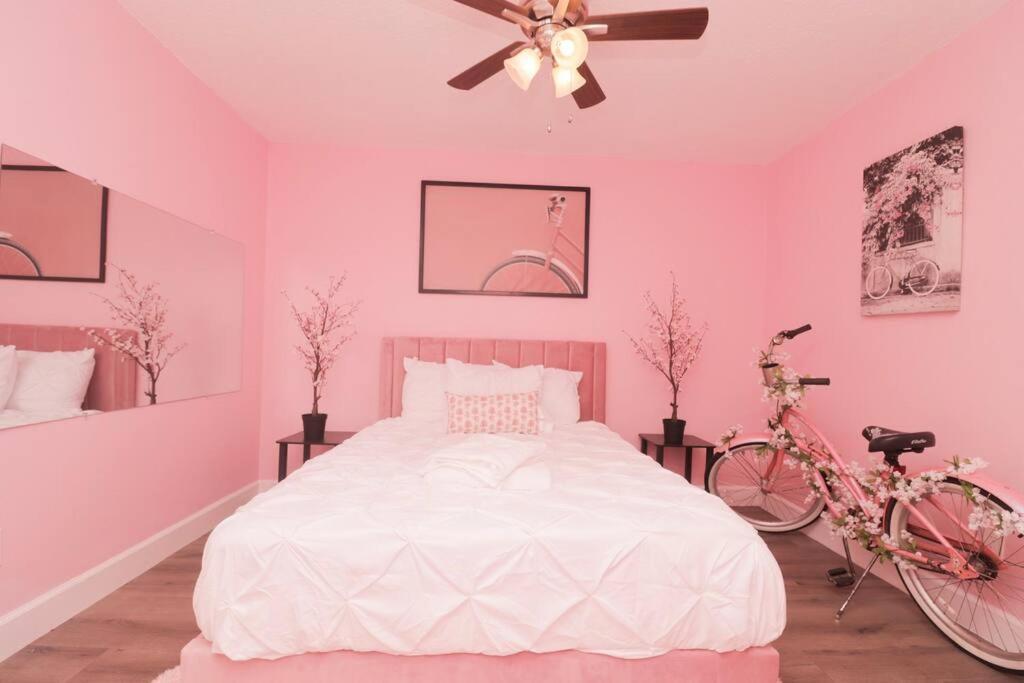 Holiday home The Pink House *