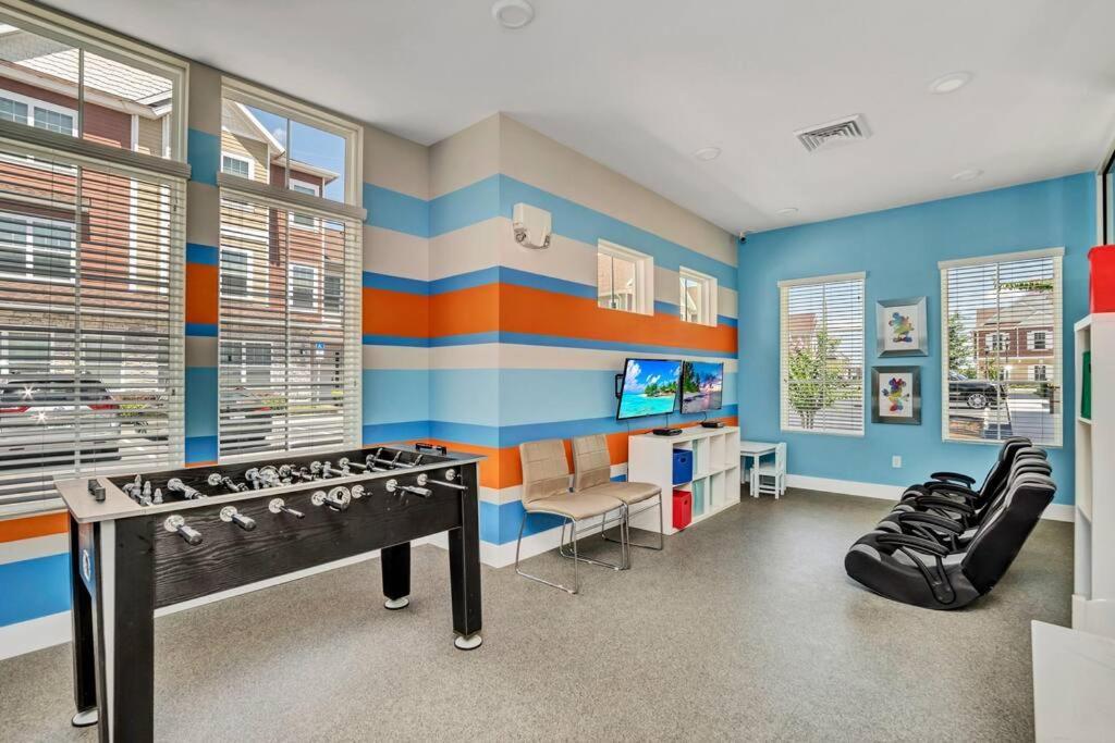 New Awesome Dream House, 5 Min To Orlando