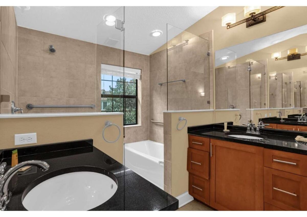 Holiday home Memorial Day Magic - Townhome By Disney! *