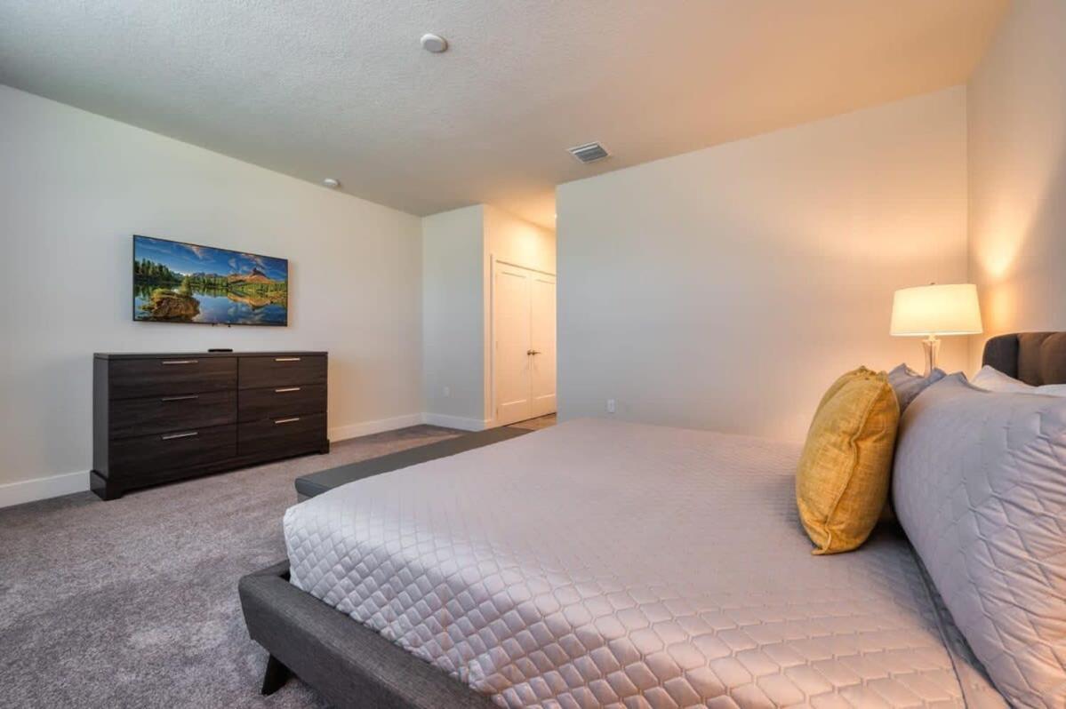 Holiday home Spacious New Modern Retreat Orlando