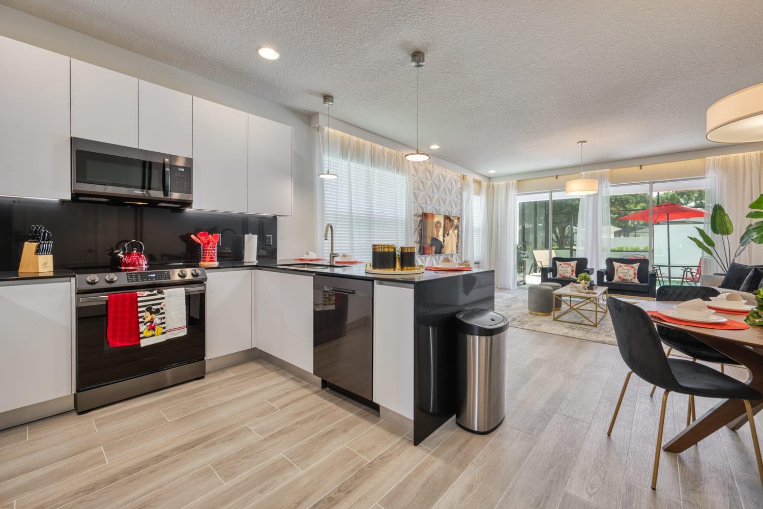 Elegant With Private Pool Near Disney Orlando