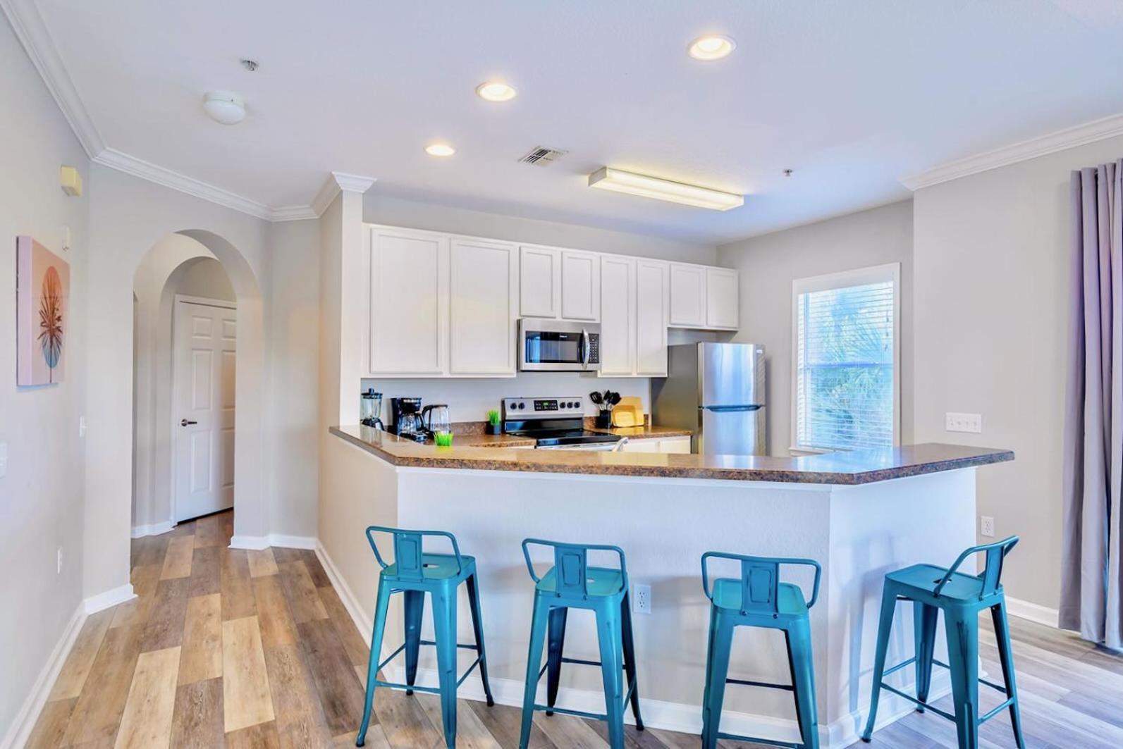 3br With Hot Tub And Pool - Near Apartment *