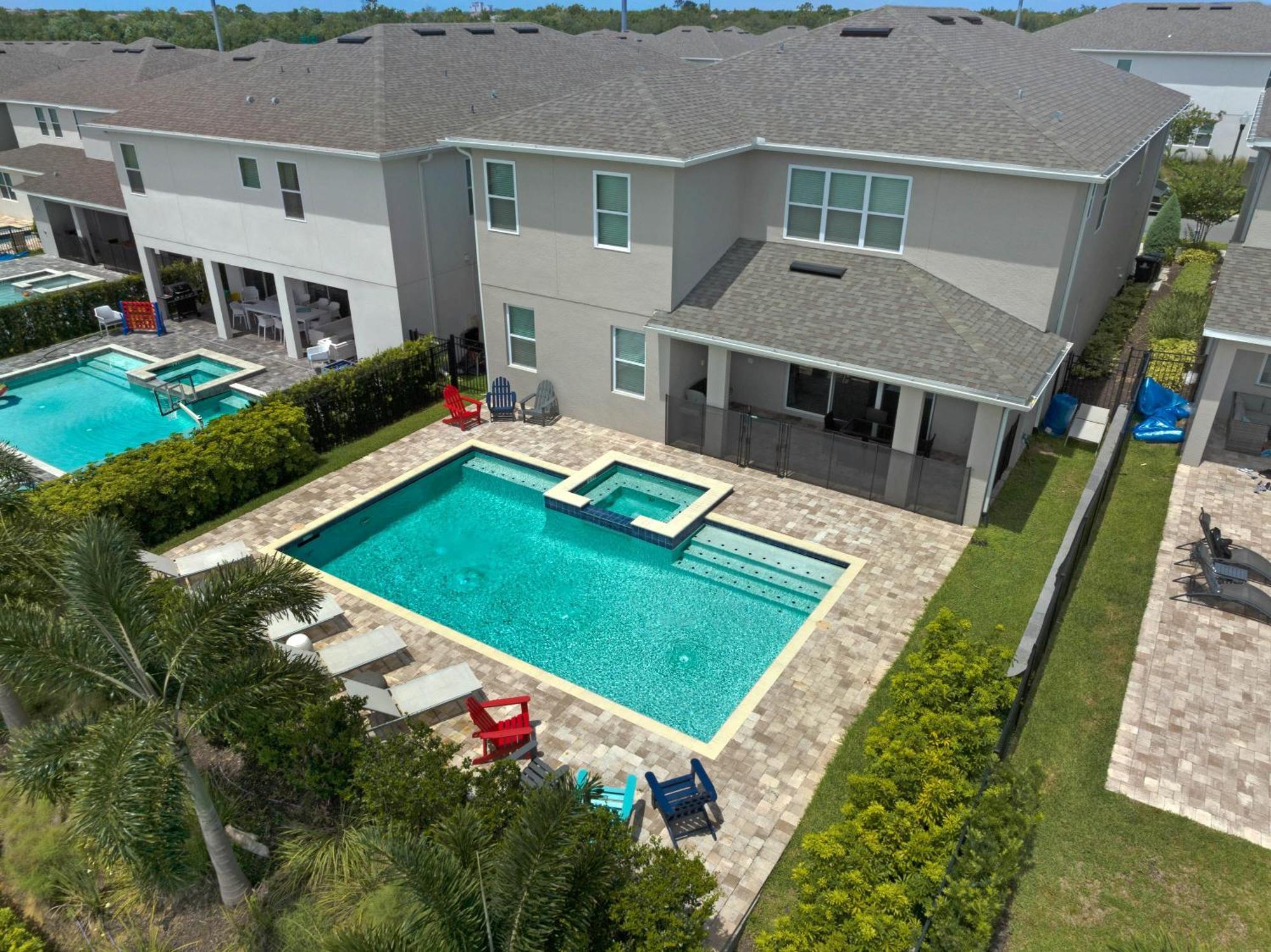 - Encore 1590 Villa