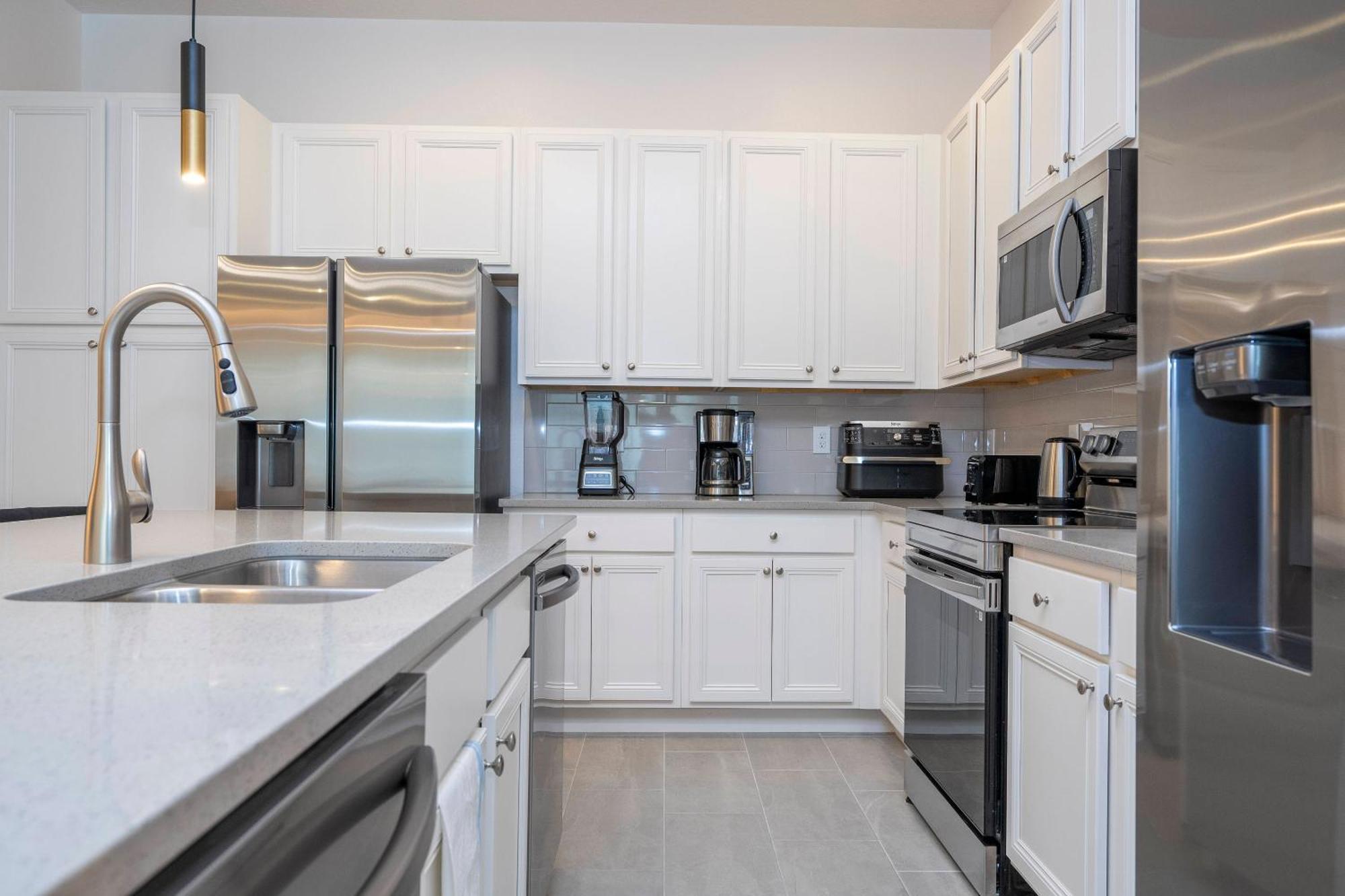Brand New 12-bedroom Amazing House 5869 * Orlando