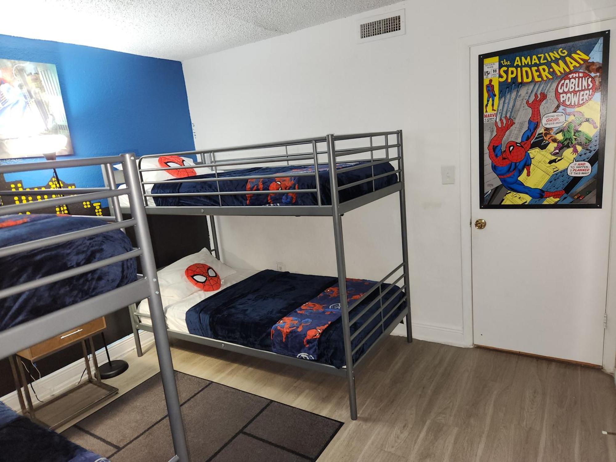 Beautiful 2-Bedroom Condo Near Universal And Other Orlando Attractions, King Bed & Wi-Fi Apartment
