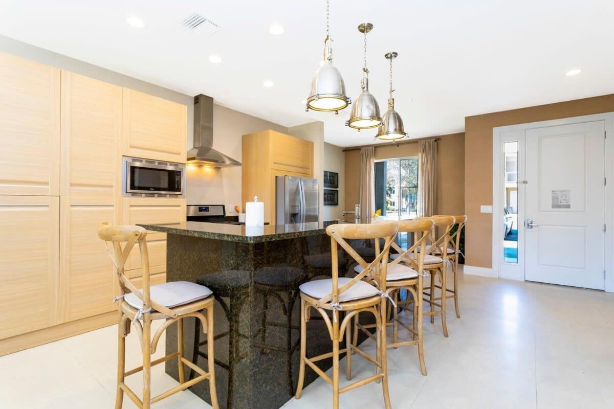Marvelous 4 Bd Close To @ Magic Village 3153 *