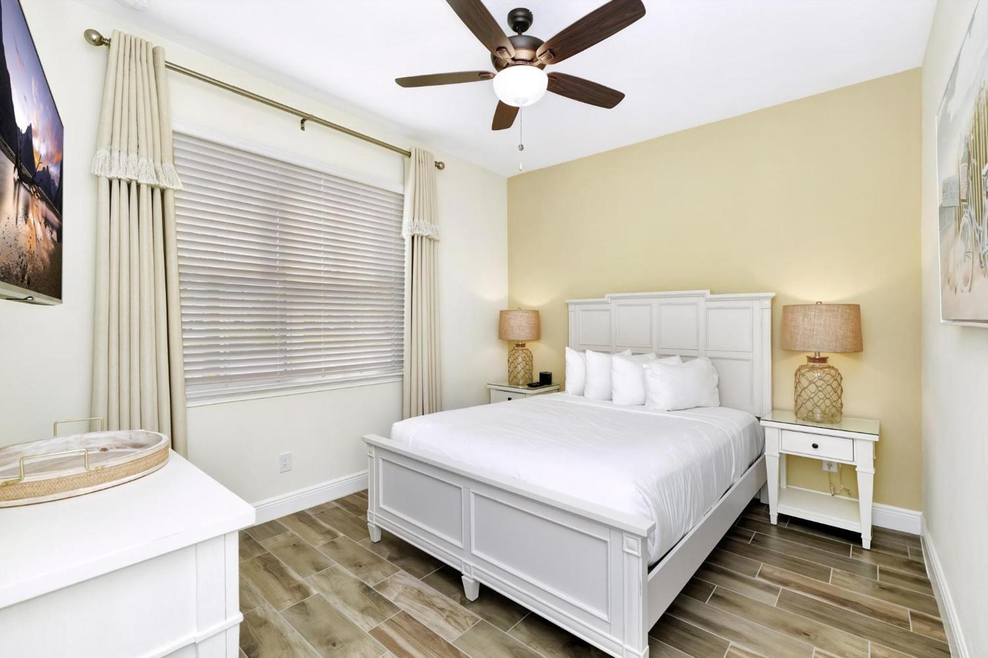 Citrus Sunshine Near With Margaritaville Island H2o Access - 3049cs