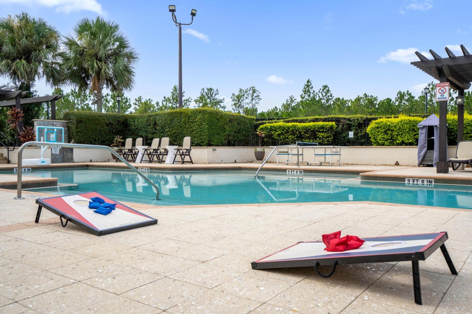 Holiday home Easter Sale! Freshly Renovated Townhome By Disney! Orlando