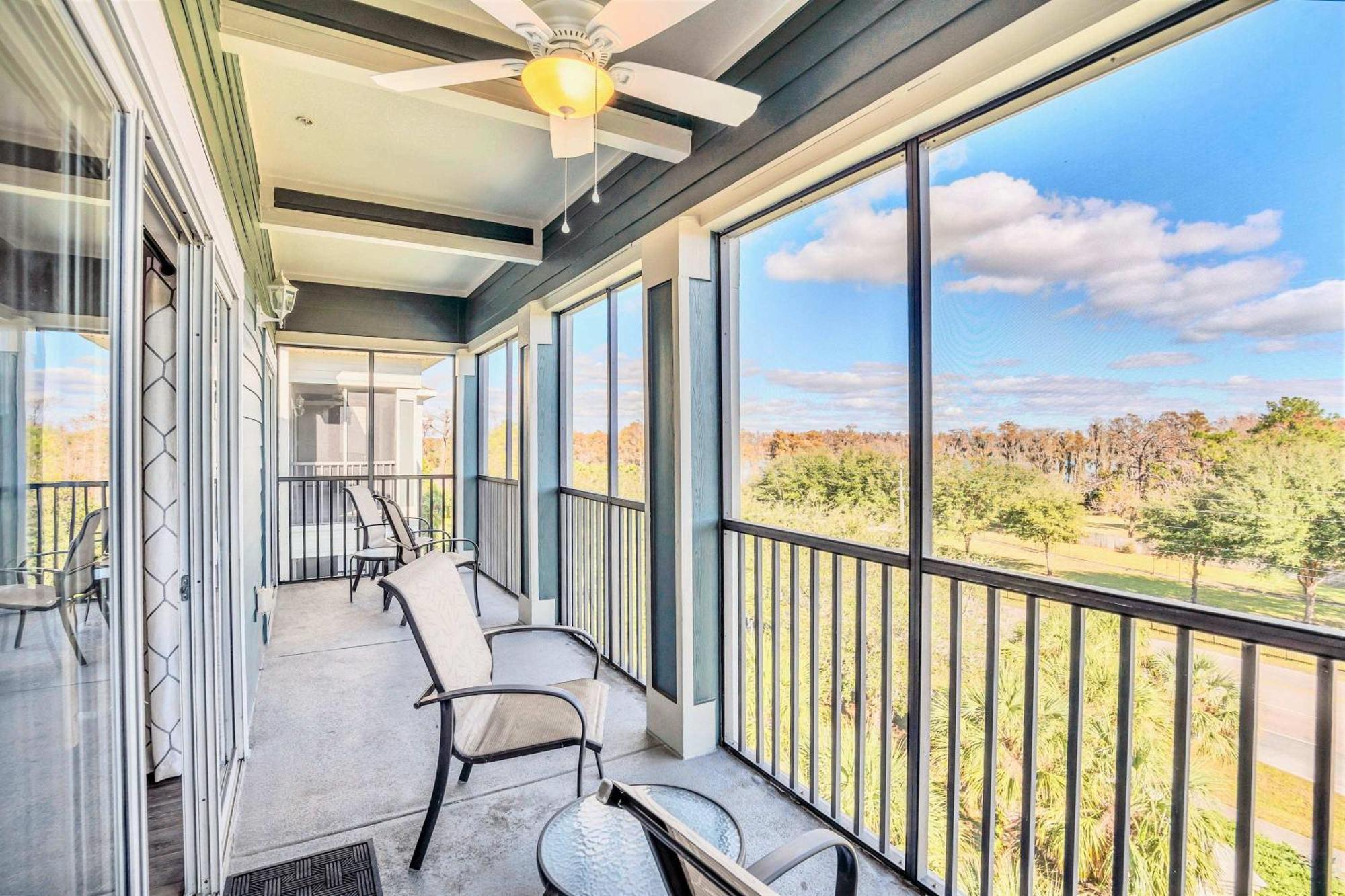 Spacious 3br Near - Pool And Hot Tub! Holiday home *