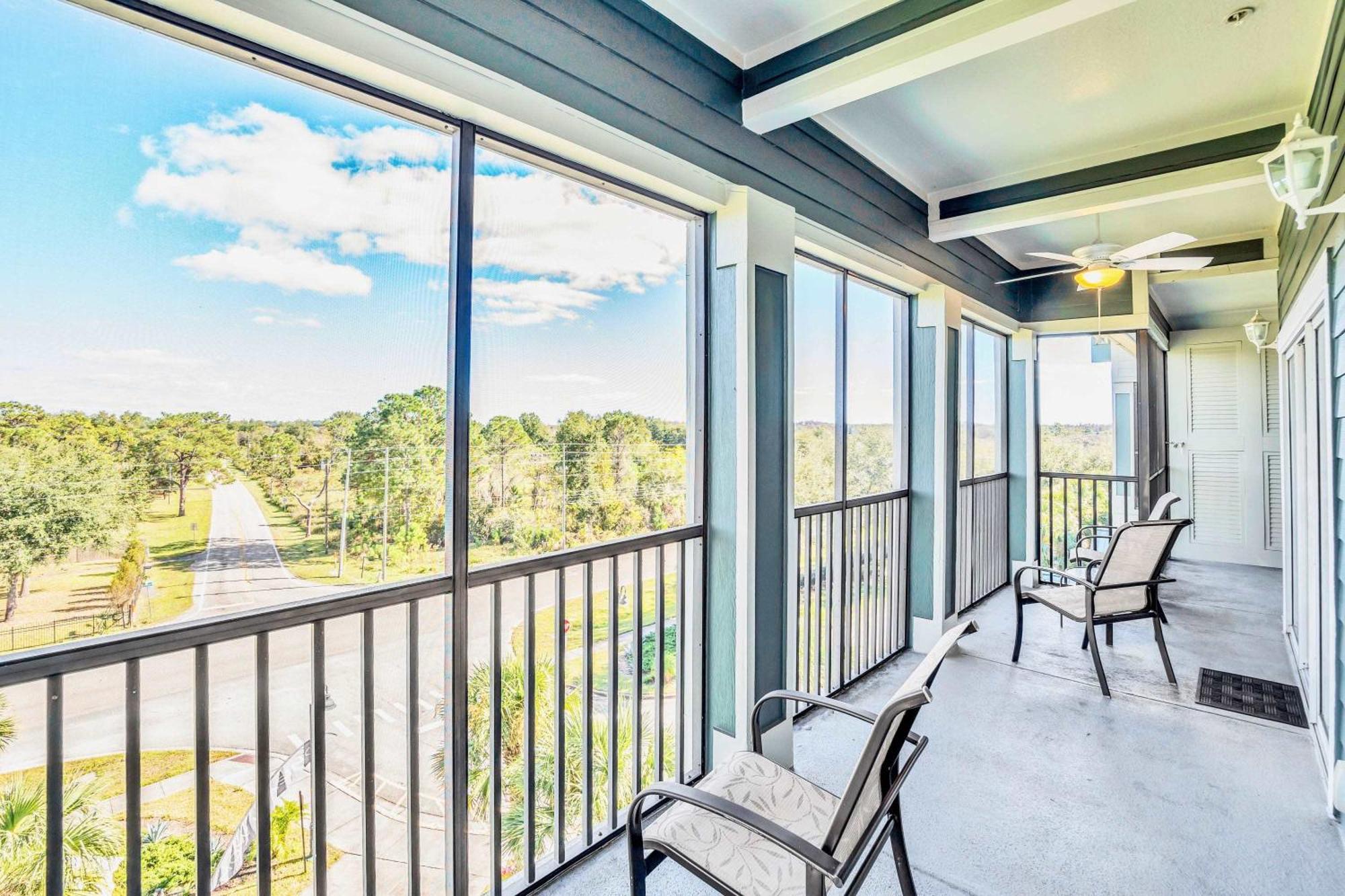 Spacious 3br Near - Pool And Hot Tub! Holiday home