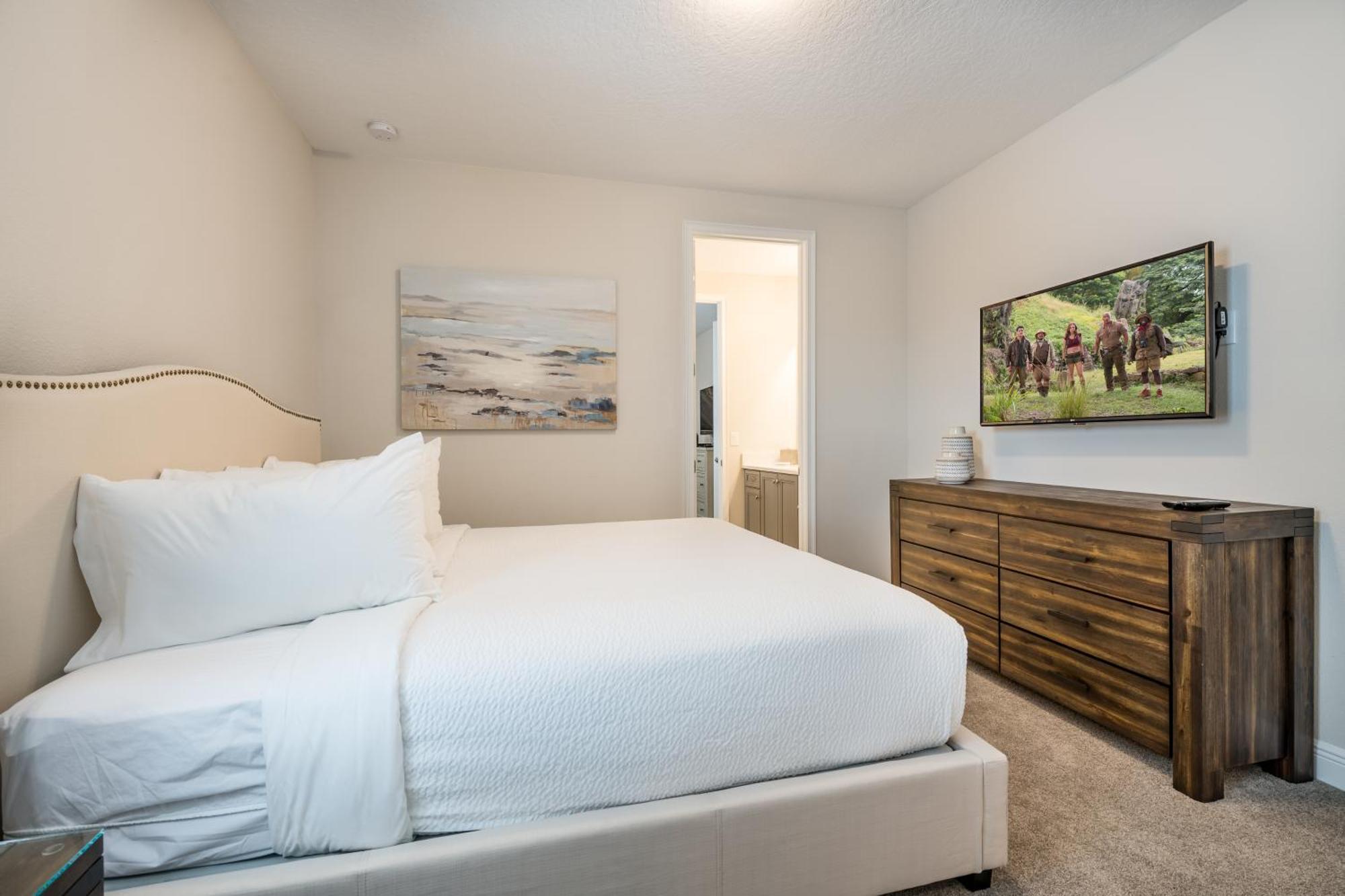 Cozy Near World With Game & Private Pool By Rentyl - 7702g