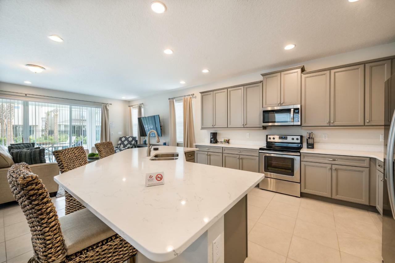 Cozy Near World With Game & Private Pool By Rentyl - 7702g Holiday home Orlando