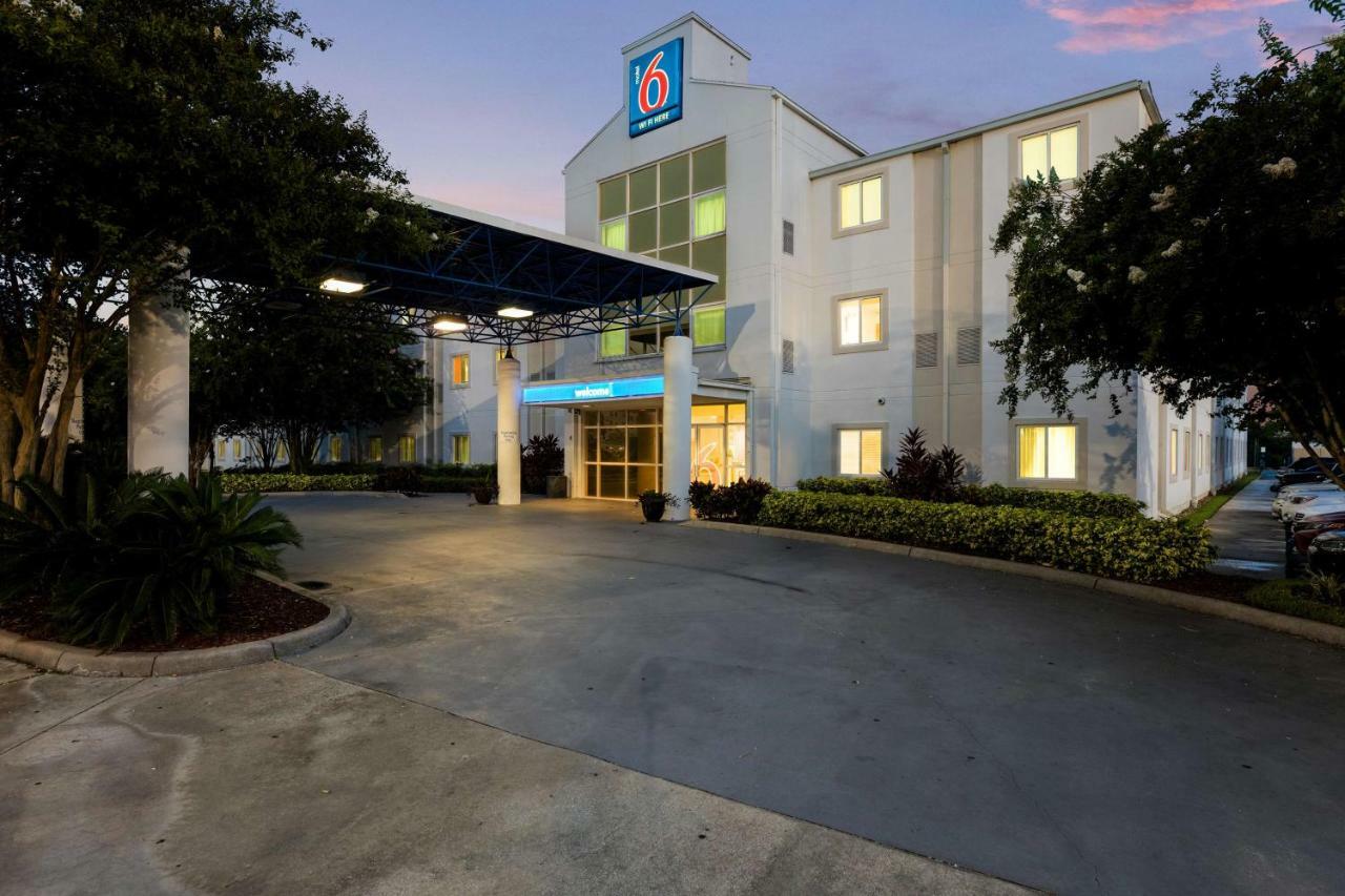 Hotel 6-orlando, Fl - International Dr 2*